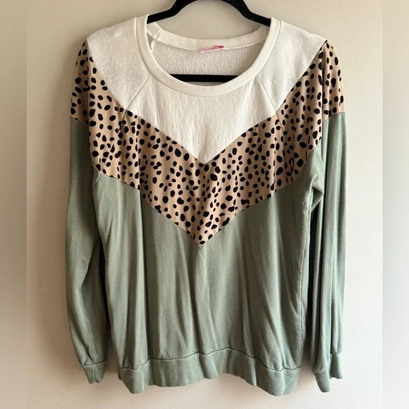 Pink Lily Green Brown and Tan Leopard Print Sweatshirt - Picture 5 of 6